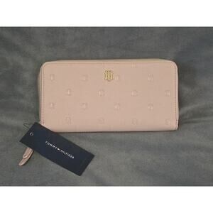Tommy Hilfiger Wallet Light Pink Women Long Zip Around Signature Logo Gold Tone